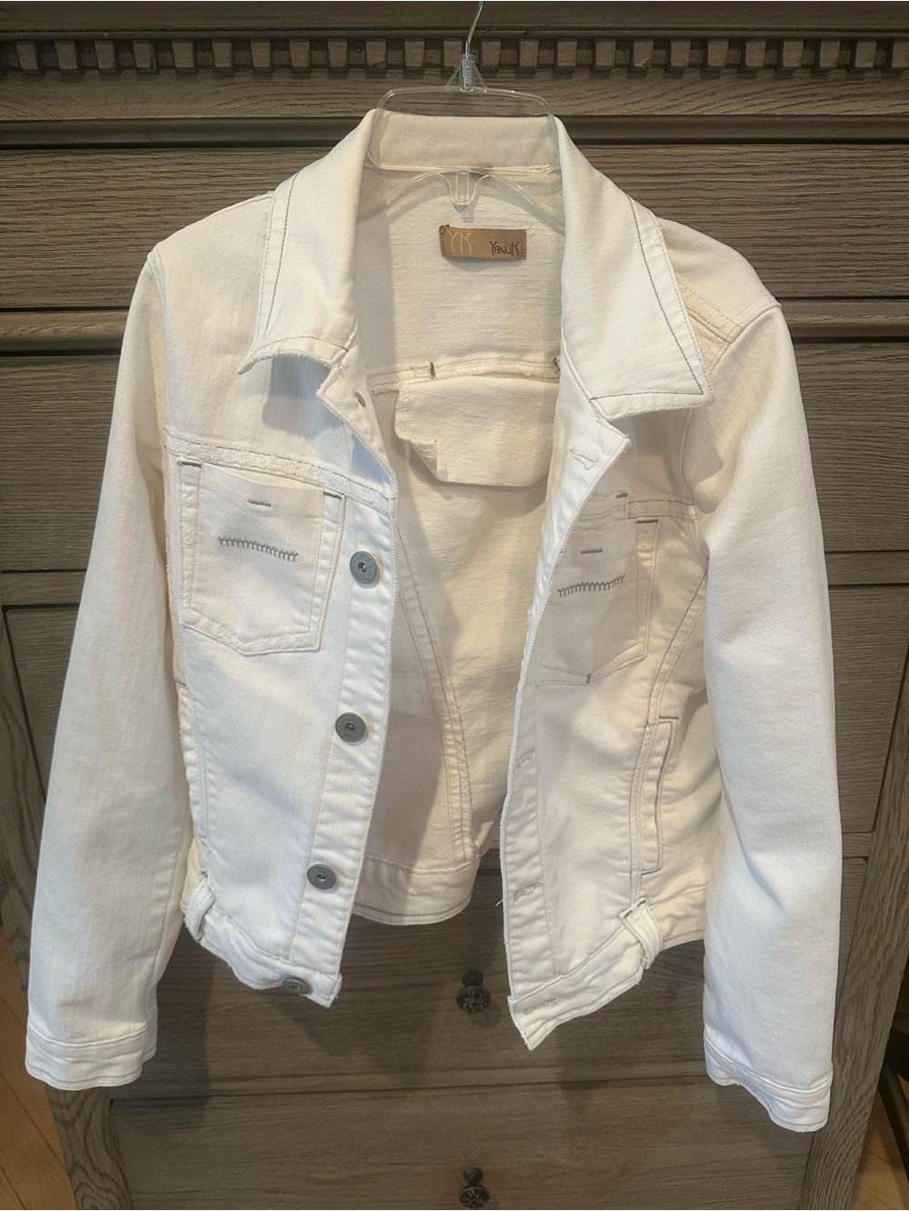 Yanuk white denim jacket. Size M. No flaws.